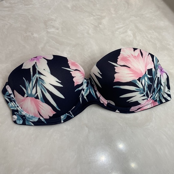 PINK Victoria's Secret Other - Victoria’s Secret PINK Wear Everywhere Strapless Bra Floral 34B